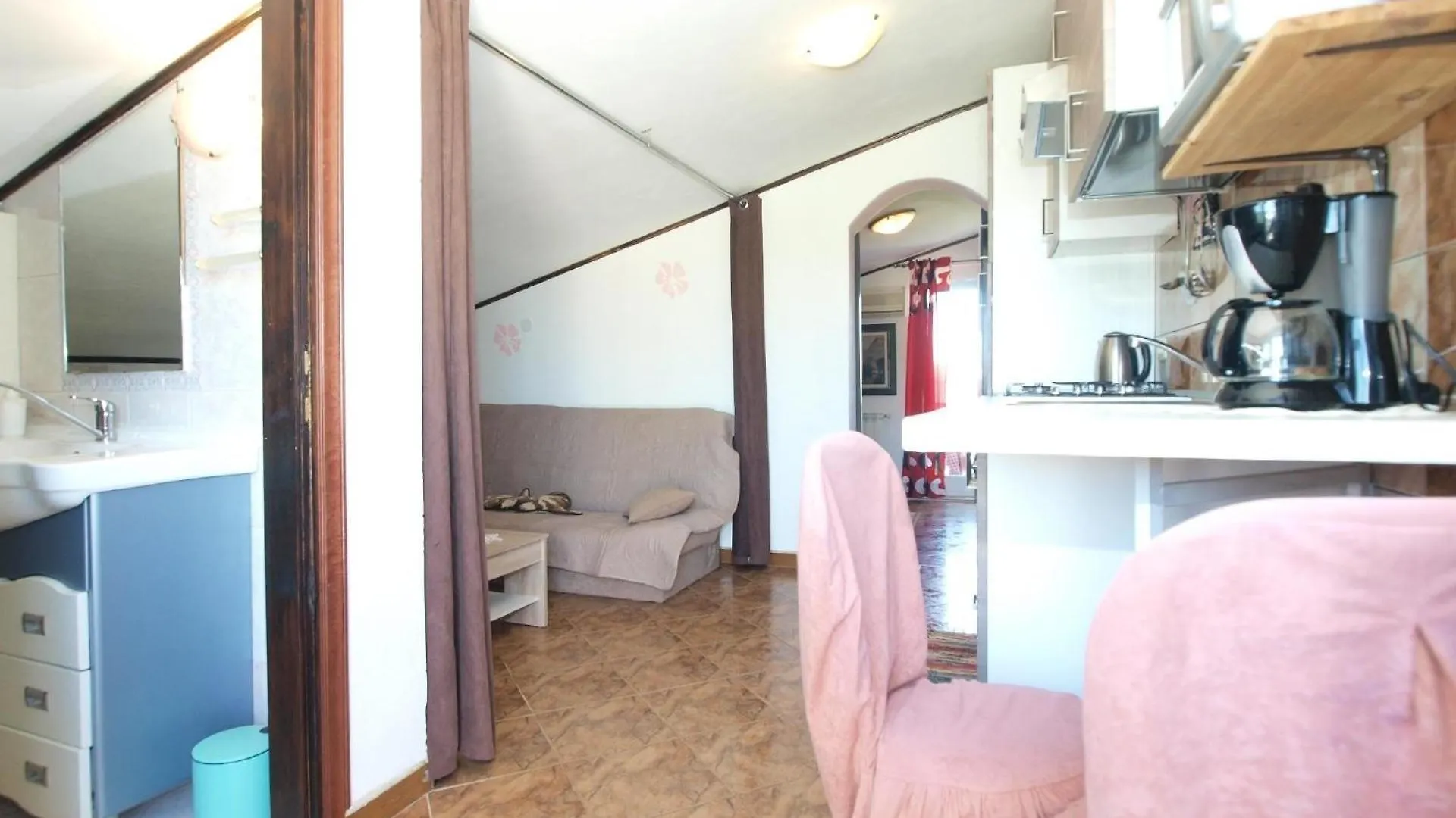 Apartment Ferienwohnung Fuer 3 Personen Ca 38 Qm In Galizana, Istrien Istrische Riviera Pula